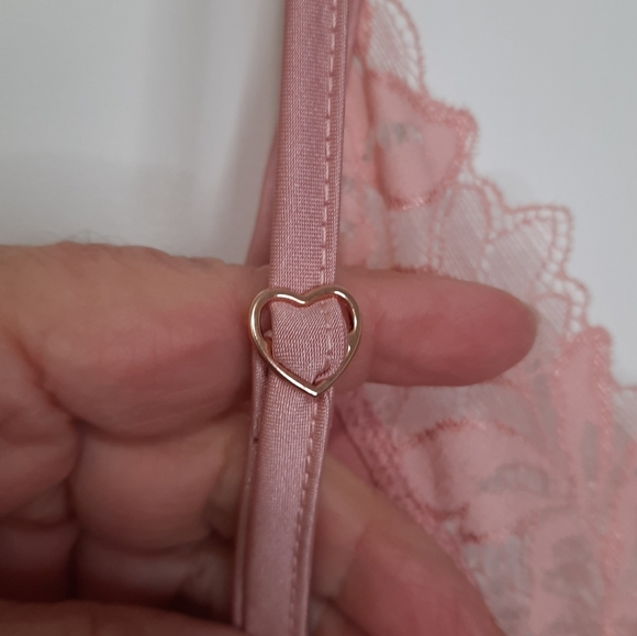 Free People Intimately FB Wild Bunch Bodysuit Pink Lace Trim Womens Size S Vneck - Picture 12 of 13